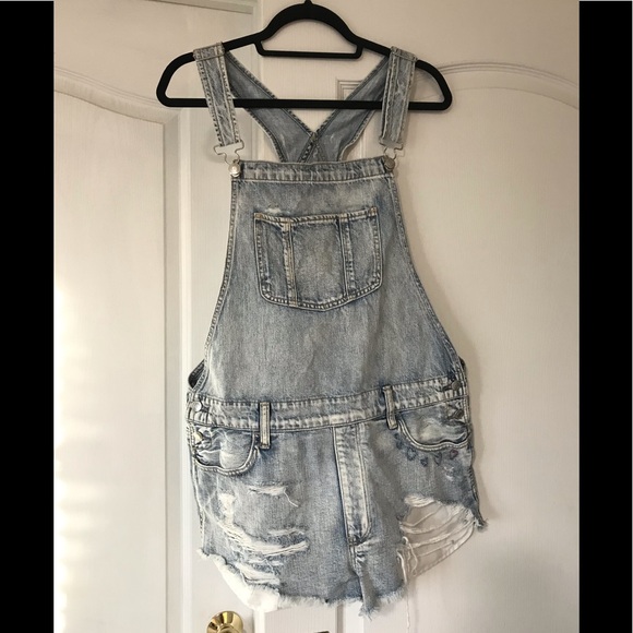 American Eagle Outfitters Other - American Eagle Destroyed Short Overalls